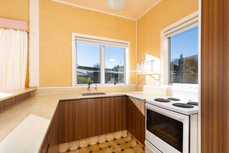 1/11 Sadlier Street Stoke_7