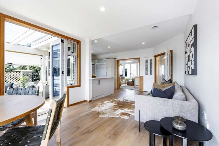 11 George Street New Plymouth Central_11