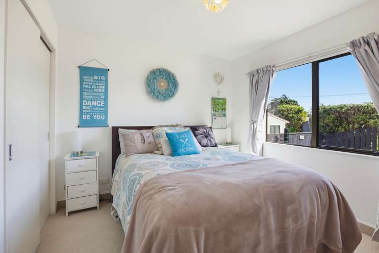 4C Richard Street Titahi Bay_9