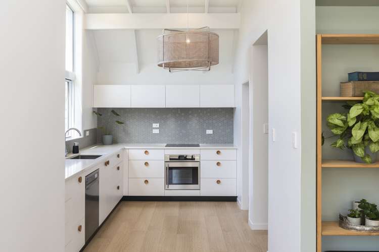 7 Bridgemere Lane Cracroft_12