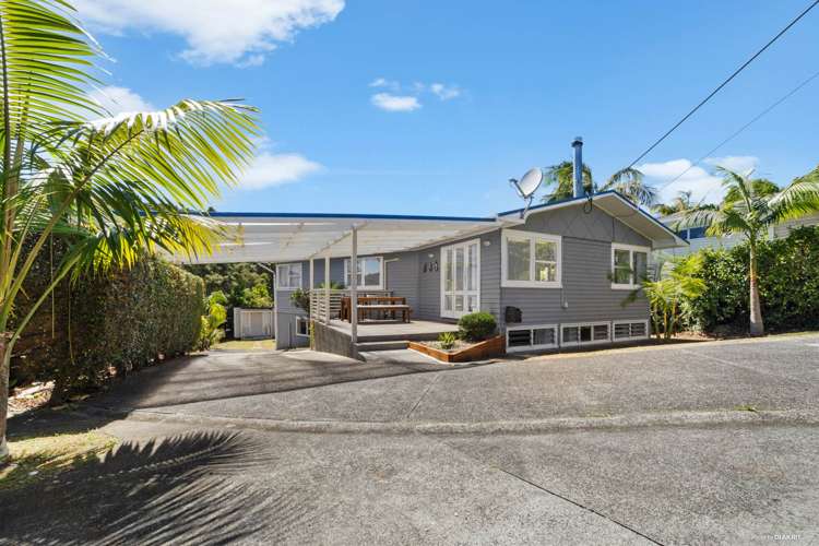 5 Lauderdale Road Birkdale_0