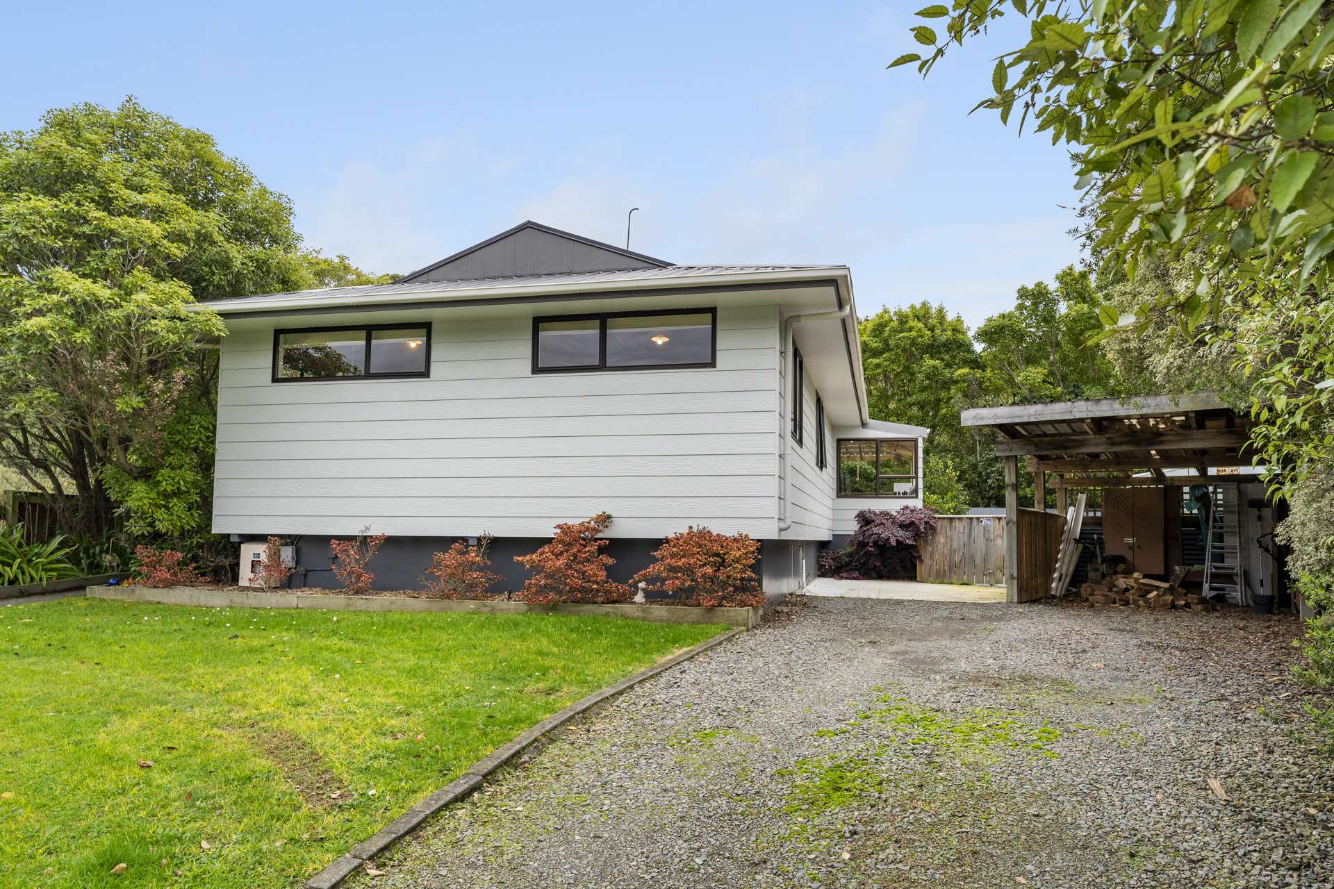 37 Hookway Grove Paraparaumu_0