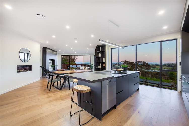 3 Ridgelea Road Long Bay_5