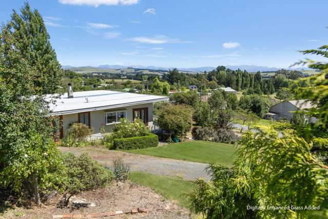 Cosy Home, Big Views, Big Section