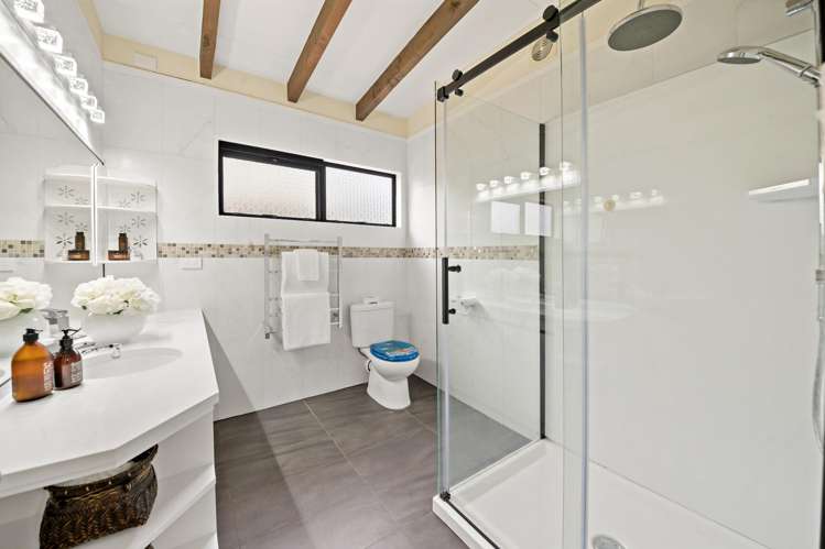 5 Mark Edward Drive Half Moon Bay_16