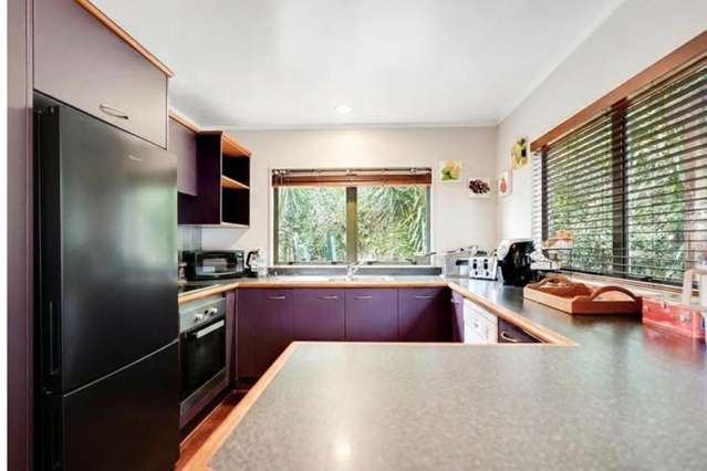 2/25B Abbotsford Street Whitiora_1