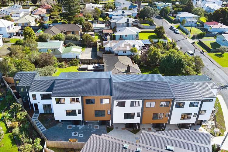 3/11 Sarona Avenue Glen Eden_6