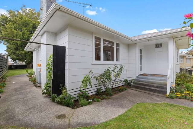 9 Grace Crescent Tokoroa_2