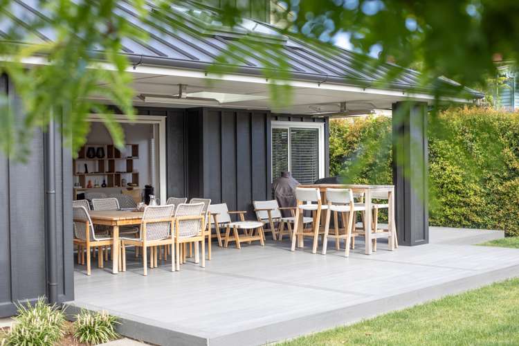 32 Wallis Street Raglan_4