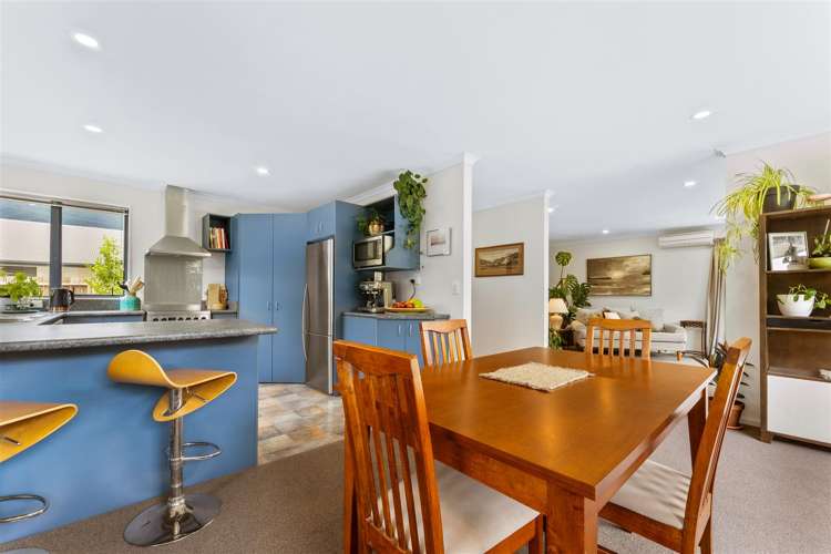 8 Ngawhatu Road Stoke_16