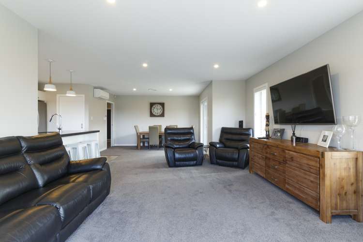 3 Coutts Way Fitzherbert_6