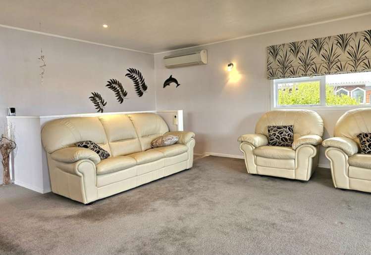 57 Taumatawiwi Street Opononi_22