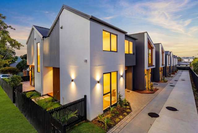 Brand New, Luxury & Smart Living in Milford