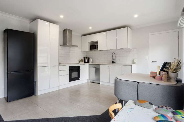 2/2B Waimarie Street Nawton_2