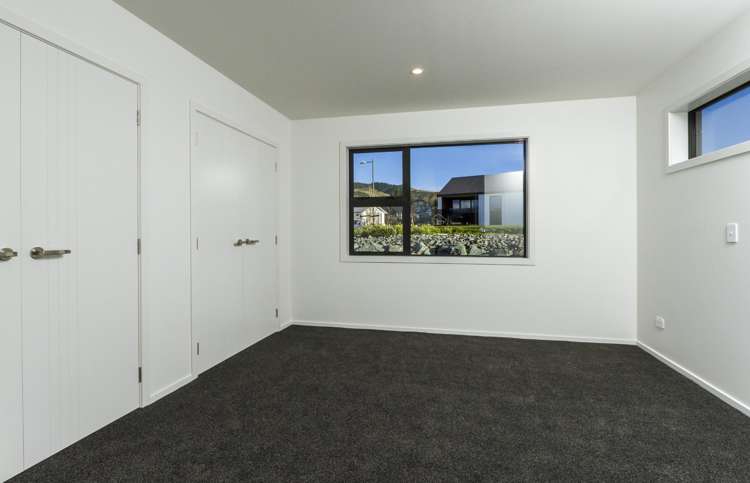 16 Sabine Drive Richmond_8