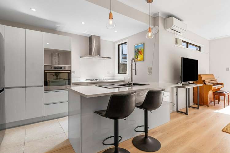 10 Spotted Dove Road Hobsonville_11