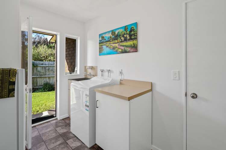 11 Ledger Close Richmond_16