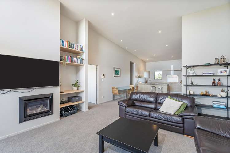 8/73 South Highway - Sovereign Pier_4