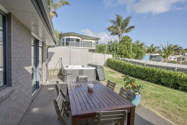 43 Symes Drive Red Beach_3