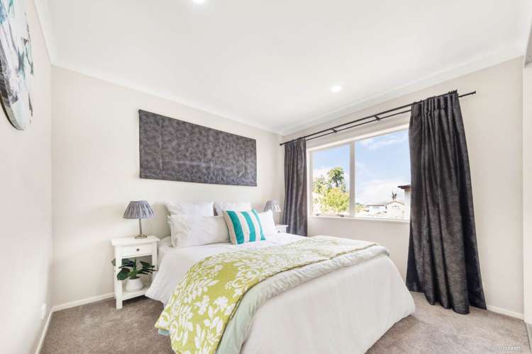 3 Bridgefield Crescent Flat Bush_14