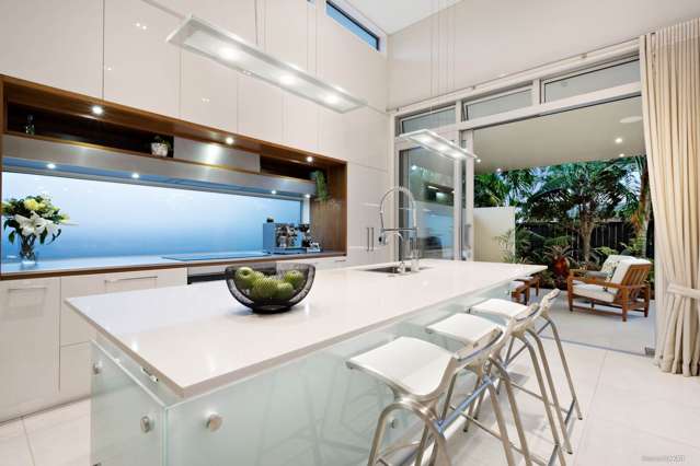 54 Pine Harbour Parade Beachlands_2