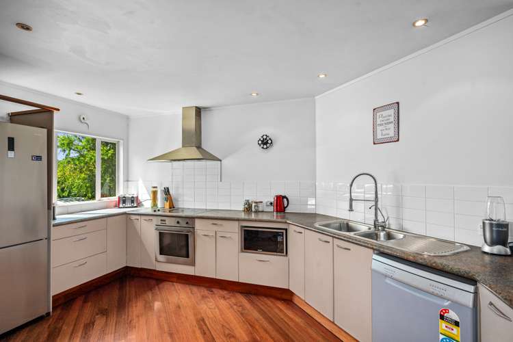 29 Kate Sheppard Avenue Torbay_10