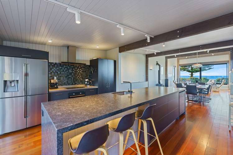 7 Tutere Street Waikanae Beach_24