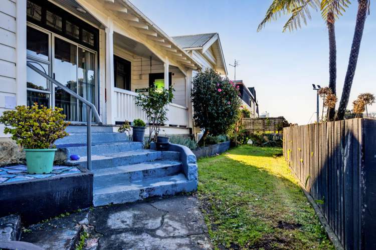 98 Liardet Street New Plymouth Central_22