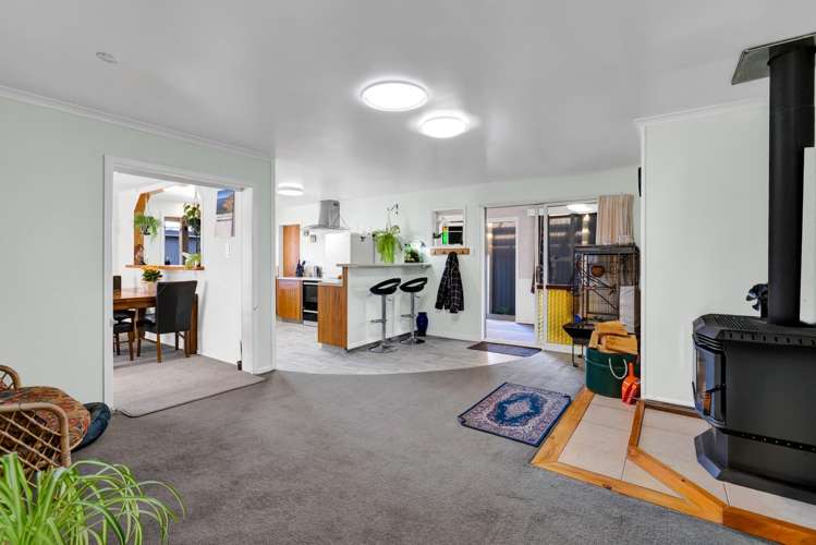 37 Warwick Road Stratford_14