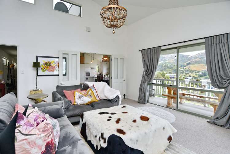 30 Bridle Path_2