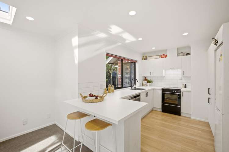 3/206 Springfield Road_3