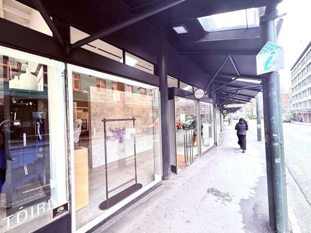 Shop 4/98-110 Victoria Street Te Aro_1