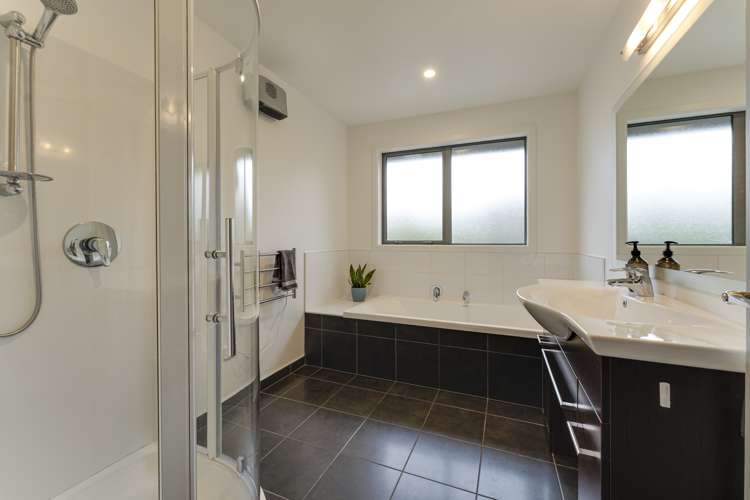 7 Olds Crescent Cromwell_18