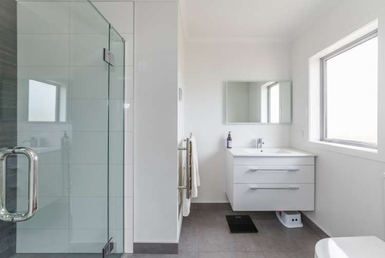 9 Cyprus Place Fitzherbert_15