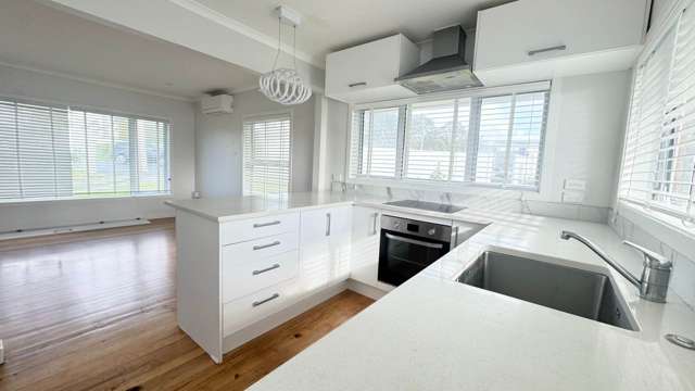 1/300 Lake Road Hauraki_2