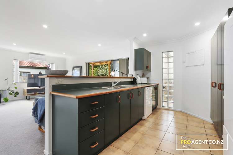 3 Skybird Place Glen Eden_8