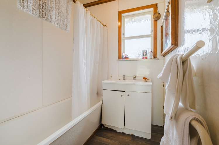 1/33 Konini Road Titirangi_7