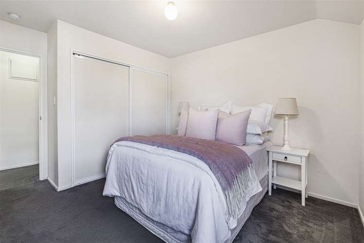 2/32 English Street Sockburn_11