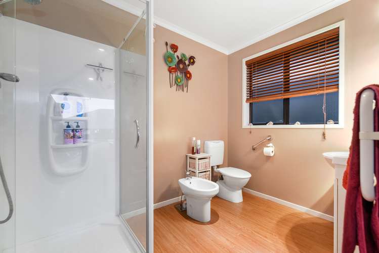 14 Parkwood Place Huntington_10