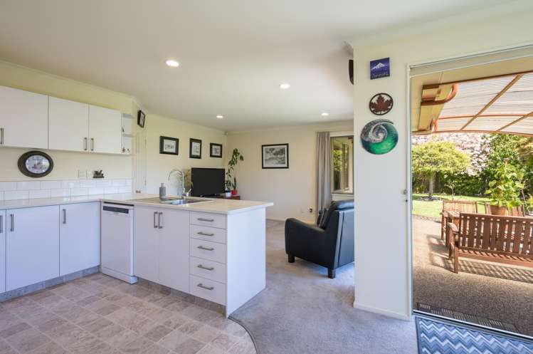 8 Aspen Place Stoke_6