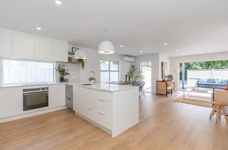 72 King Edward Street Sandringham_7