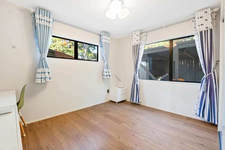 2/7 View Road Glenfield_10