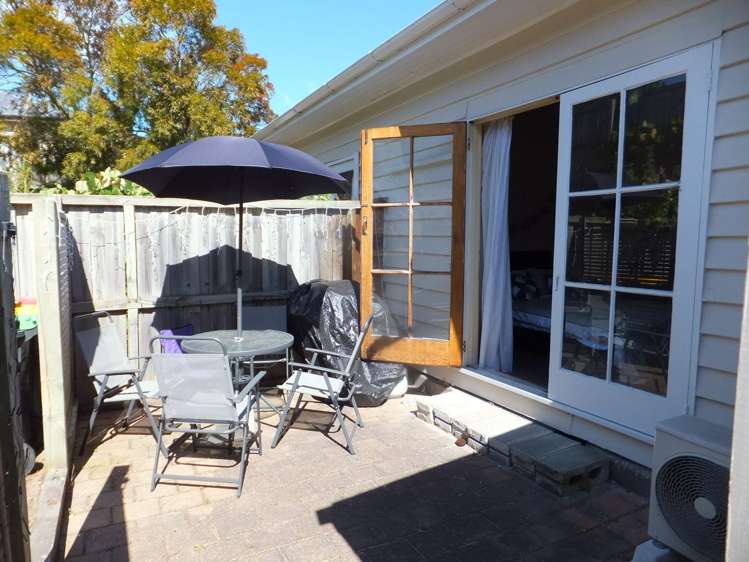 131 England St Linwood_7