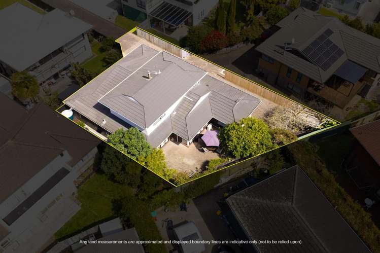 2/7 Waller Avenue Bucklands Beach_31