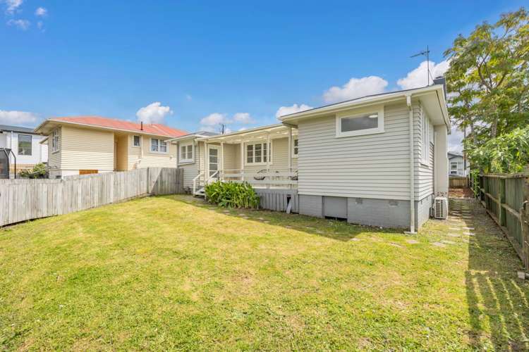 30 Fruitvale Road New Lynn_22