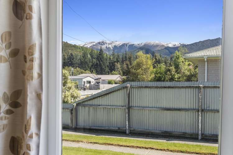 2 Coleridge Street Hanmer Springs_10