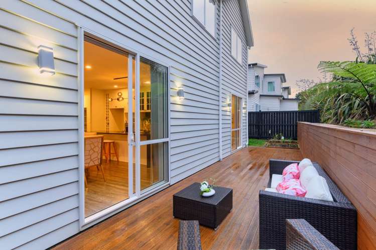 39 Remuremu Street Long Bay_35