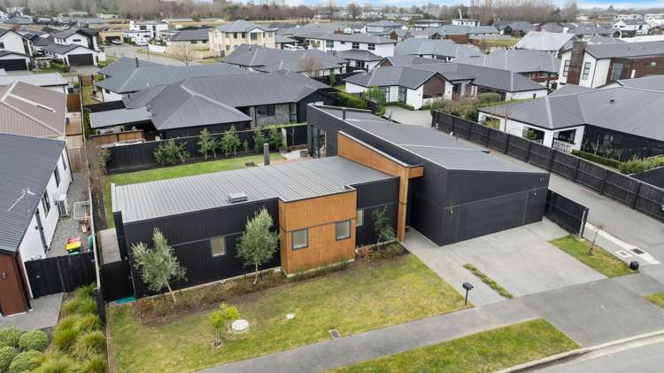 41 Grayshott Avenue_1