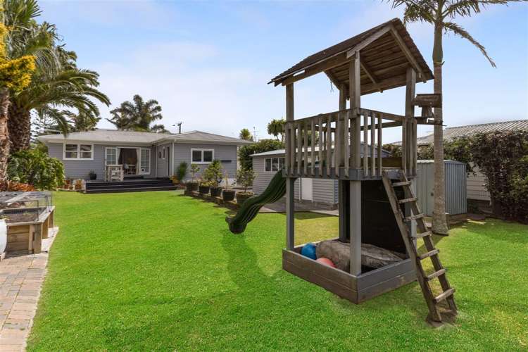 253 Rangatira Road Beach Haven_26