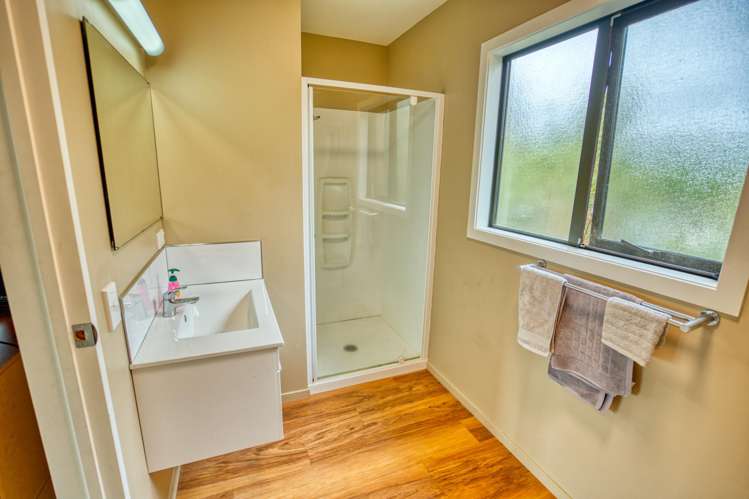 4 Russell Street Okarito_15